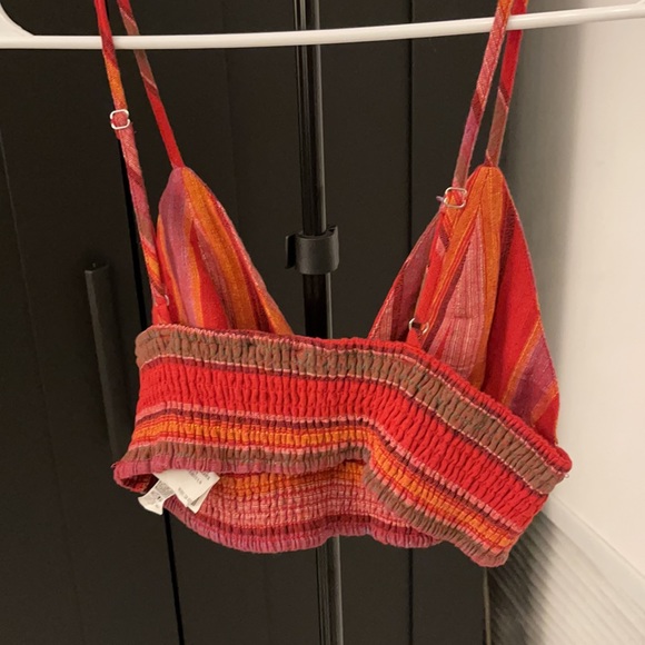 Top - Picture 2 of 2